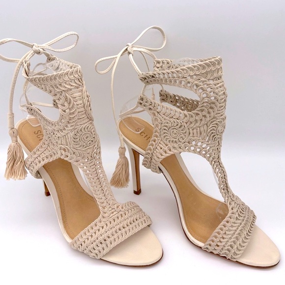 Schutz - Veca Crochet Macrame Tassel Sandals Size 8.5 Ecru / Ivory / Beige - Picture 6 of 8